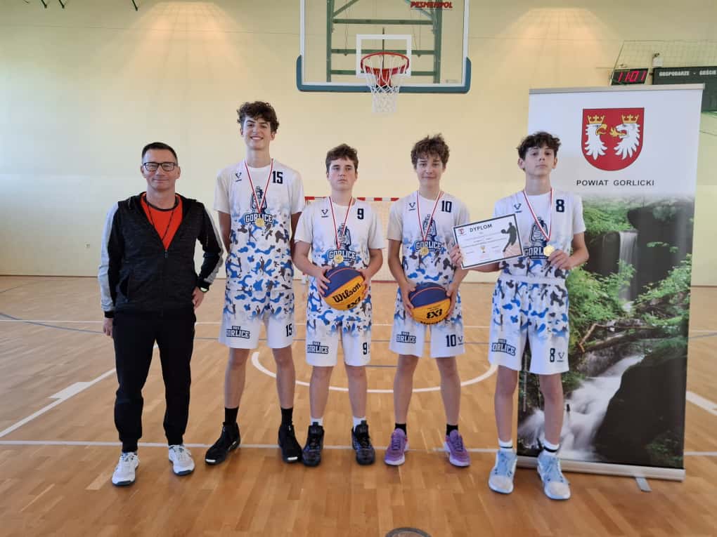 Powiatowe Igrzyska Dzieci oraz Powiatowe Igrzyska Młodzieży w Koszykówce 3x3